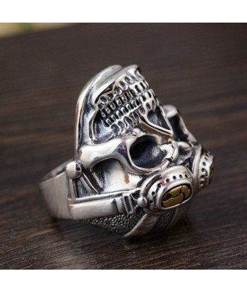 Bague Avec Tête de Mort et Casque Economisez 