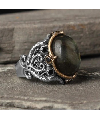 Bague Labradorite Verte est présent 