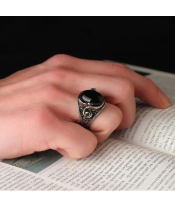 Bague Homme Pierre Noire Serpent en ligne des produits 