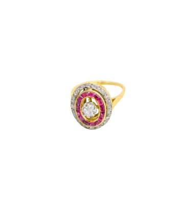 Bague or jaune 750 ovale avec diamants et rubis Dans la société mordern