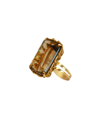 Bague or jaune et sa magnifique citrine taille émeraude france