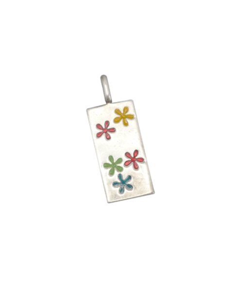 Pendentif argent décoré de fleurs de couleurs une grave pollution 